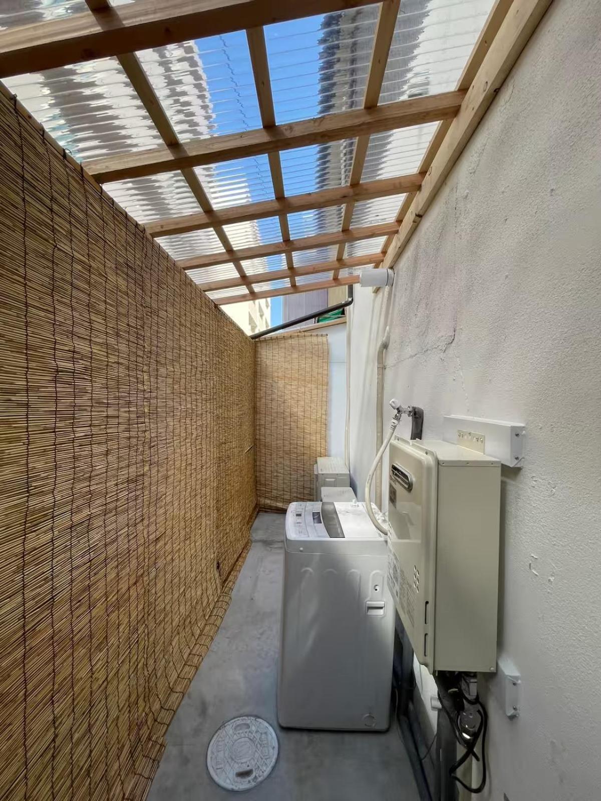 Fukufuku Sushi-Themed Guesthouse Kyoto Exterior photo